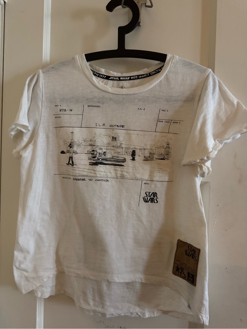Star Wars Concept Art White Speeder Graphic womenβs T-Shirt